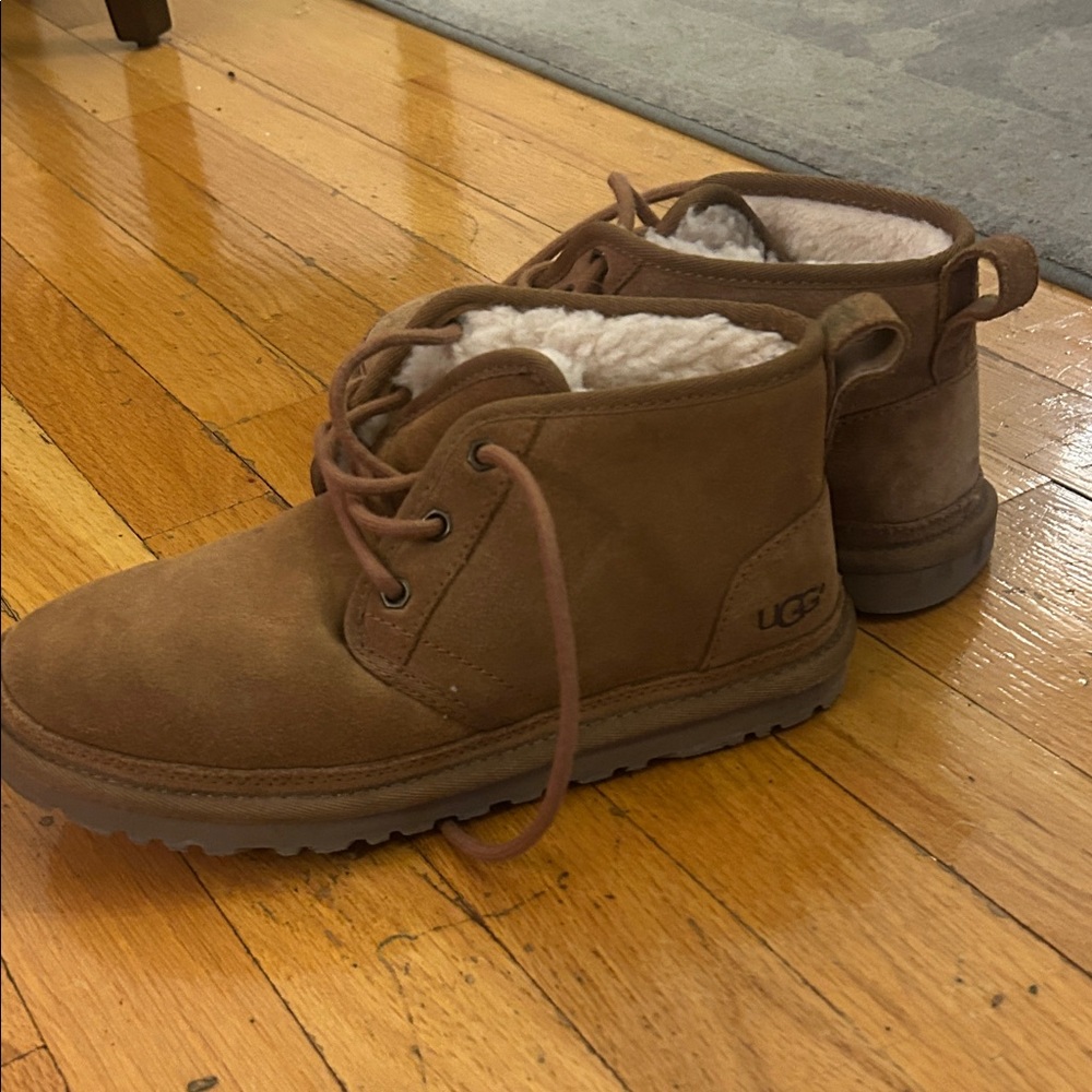 UGG Chestnut Lace-Up Boots